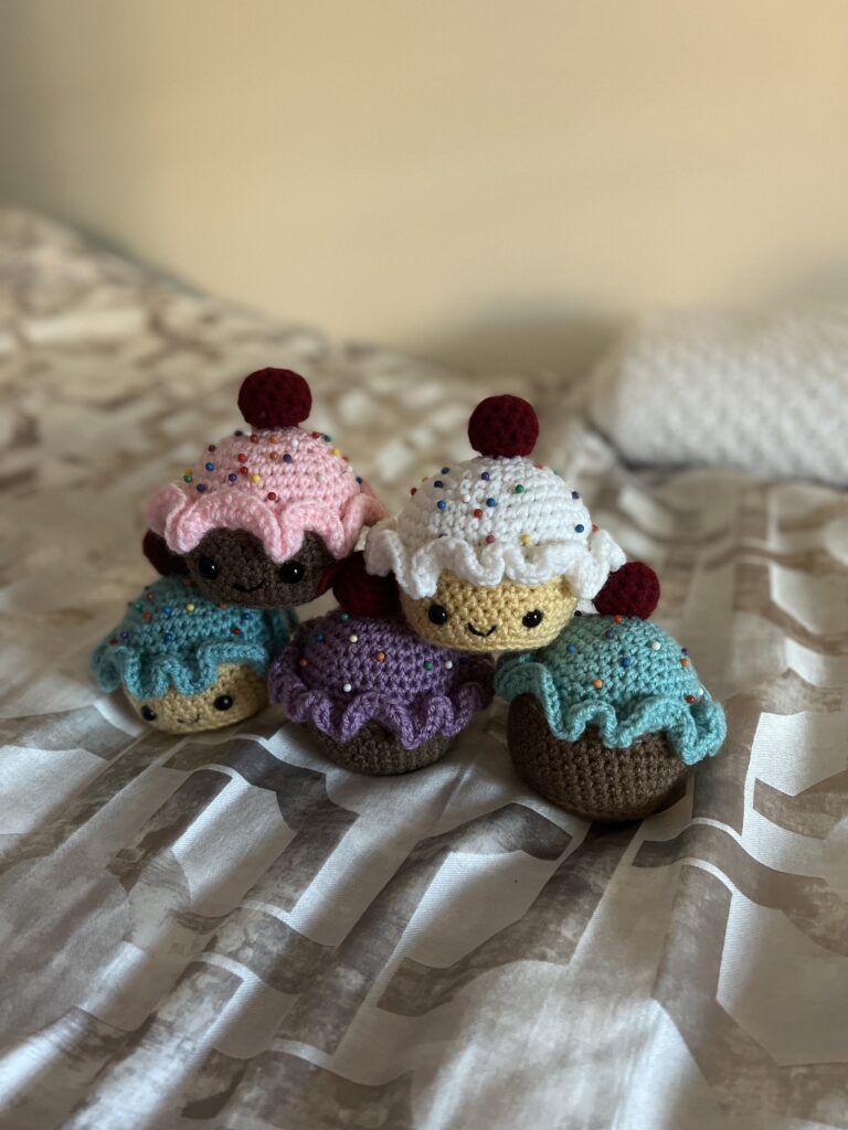 cupcake pin cushion